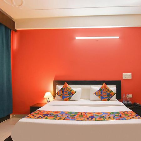 Fabhotel The Lavish Villa Badshahpur Exterior photo